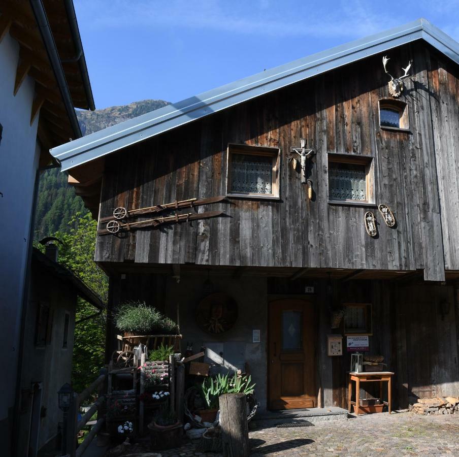 Cianbolpin Guesthouse カナツェーイ エクステリア 写真