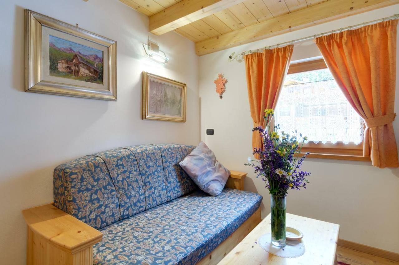 Cianbolpin Guesthouse カナツェーイ エクステリア 写真