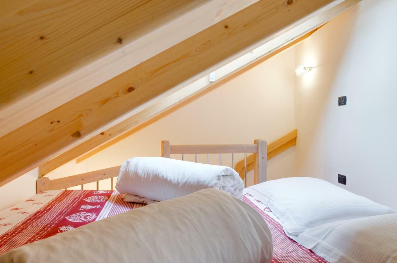 Cianbolpin Guesthouse カナツェーイ エクステリア 写真