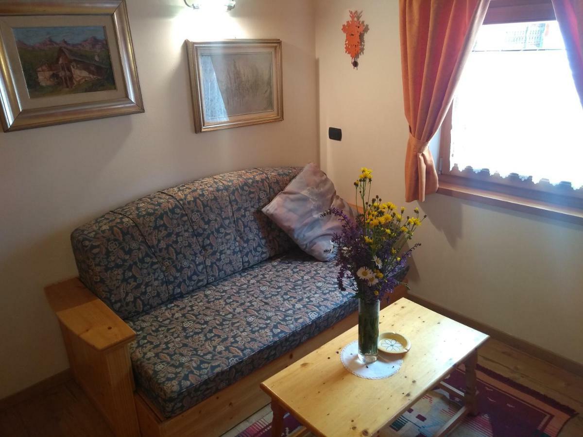 Cianbolpin Guesthouse カナツェーイ エクステリア 写真