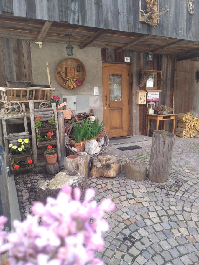 Cianbolpin Guesthouse カナツェーイ エクステリア 写真